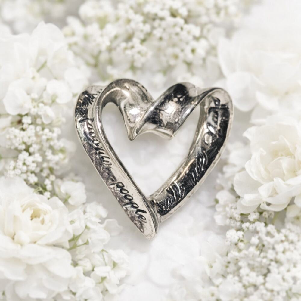 Jacmel 925 Sterling Silver “My Favorite People Call Me Nana” Heart Pendant